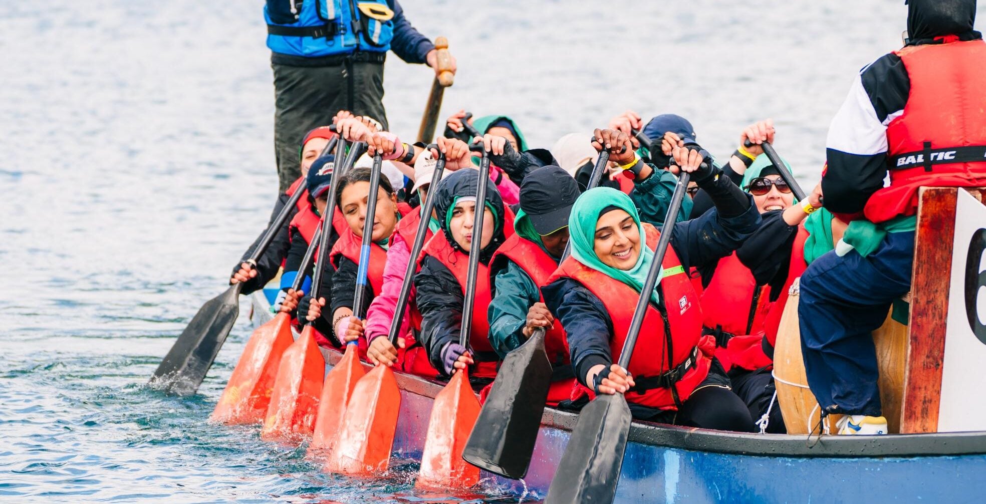 women dragon boat race